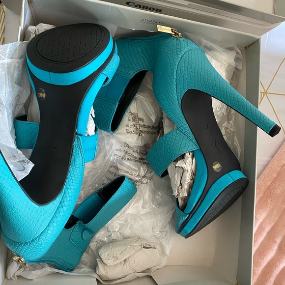 Lovely blue high heel, sexy Jessica Simpson excellent condition - Picture 5 of 5